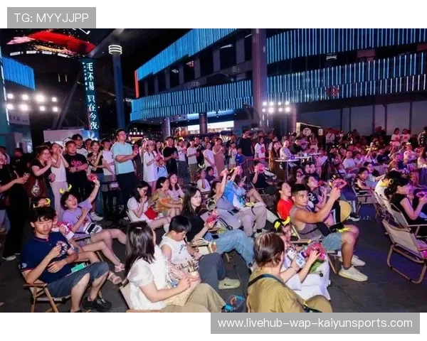 街头开幕式带来沉浸式观赛体验，展开街头表演